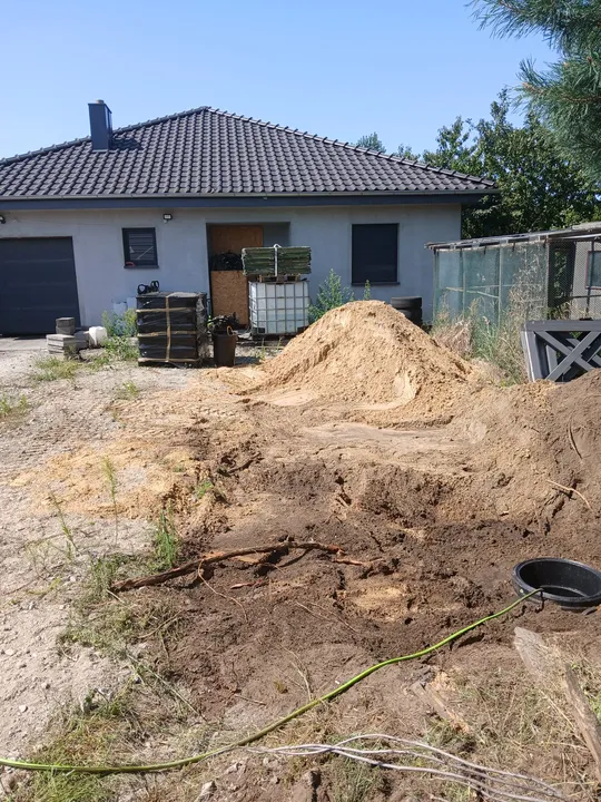 Uporządkowany teren po zakończeniu prac ziemnych